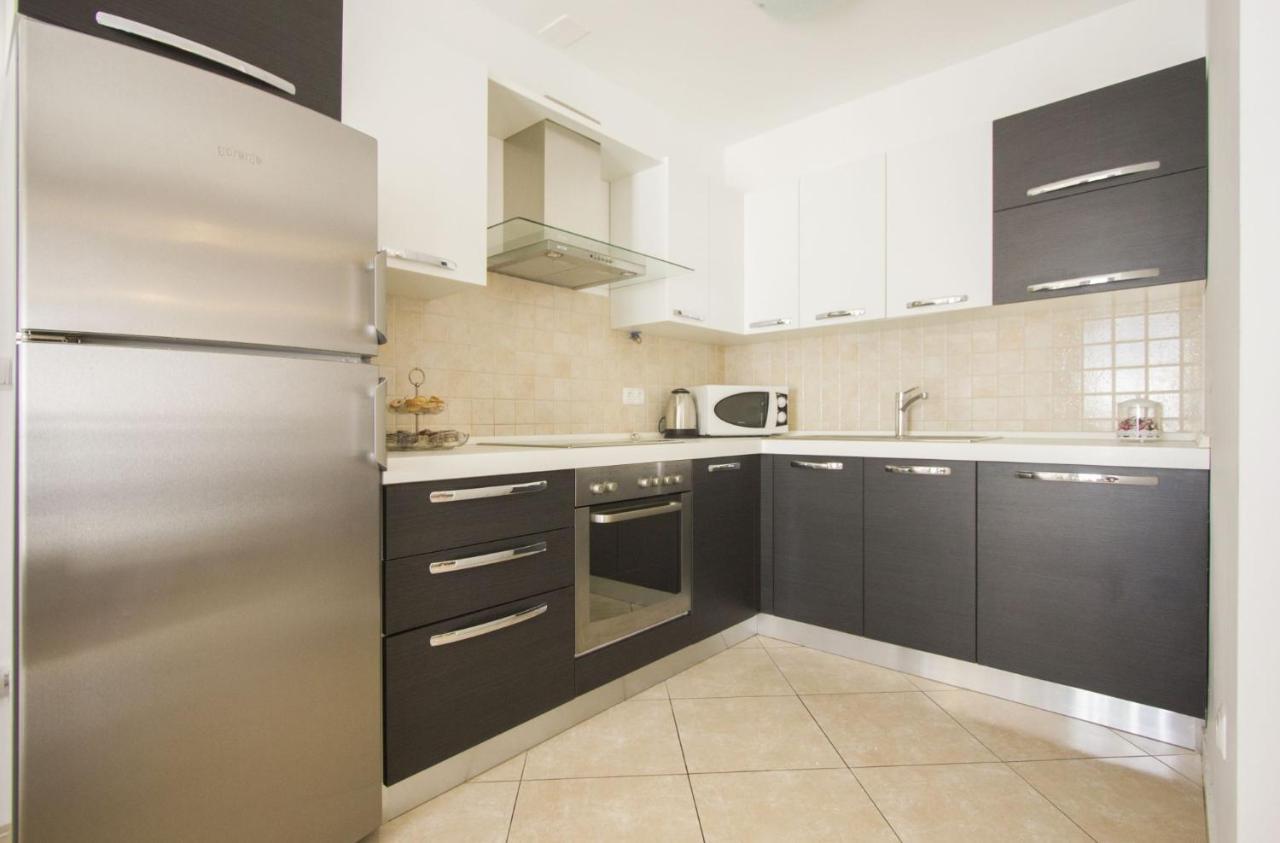 Apartments Paradise Trogir Exterior photo
