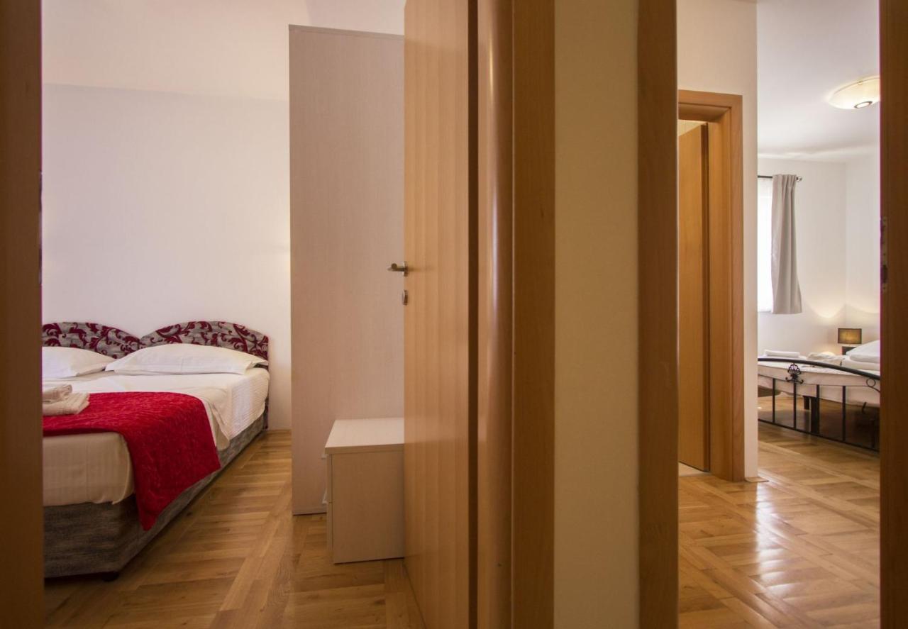 Apartments Paradise Trogir Exterior photo