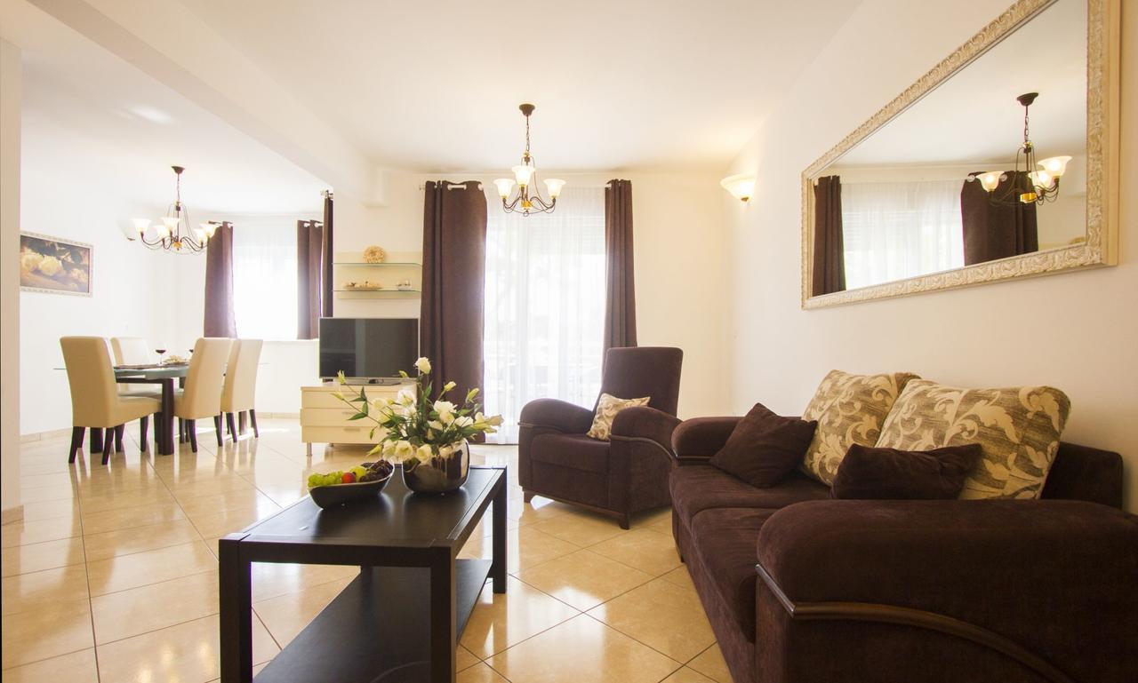 Apartments Paradise Trogir Exterior photo