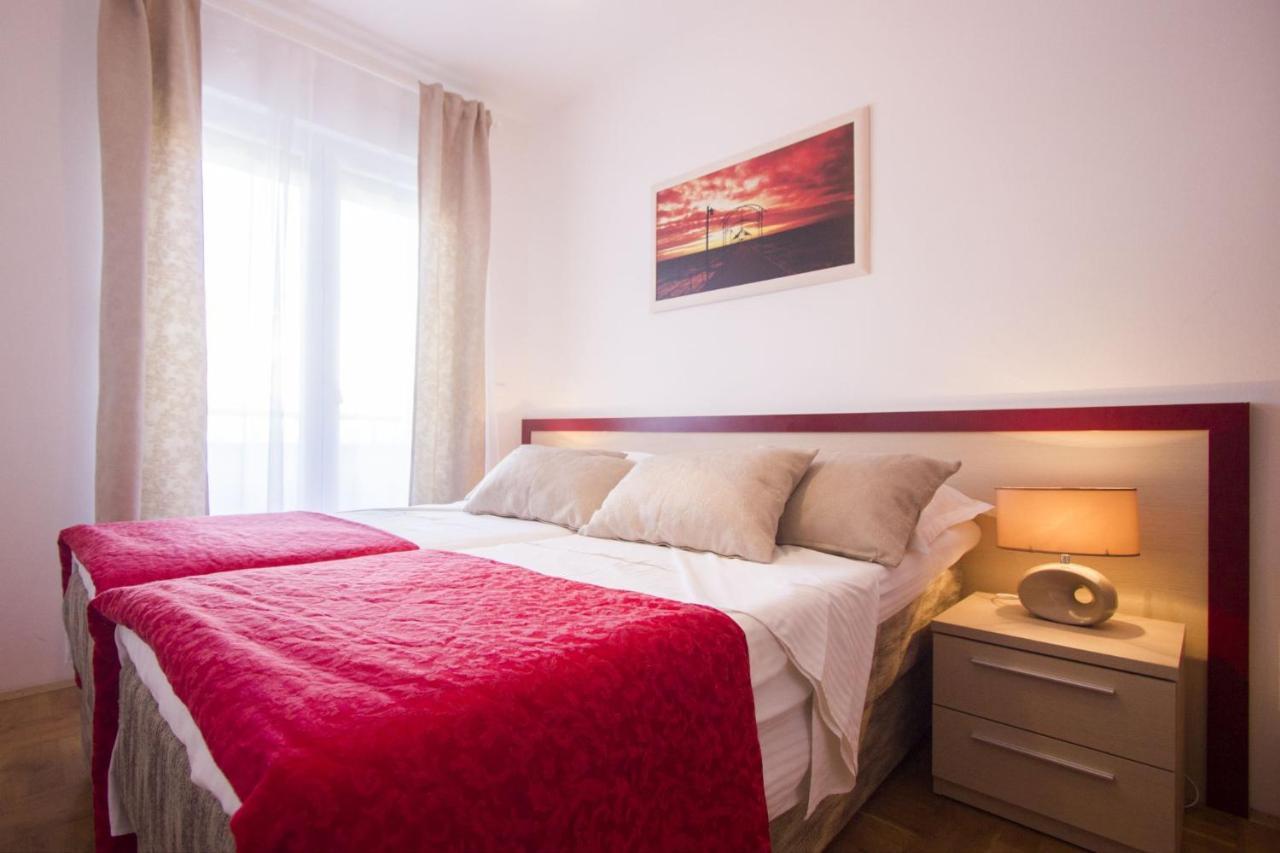 Apartments Paradise Trogir Exterior photo